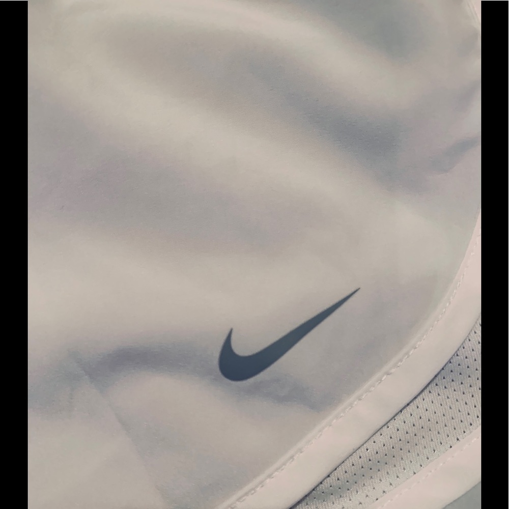 NIKE -Shorts- no inside liner-great for layering - Picture 2 of 7